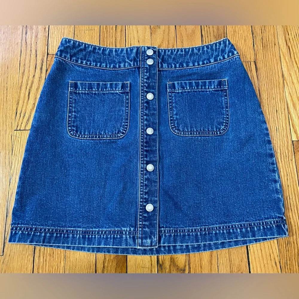Vintage GAP: Denim skirt— 100% cotton